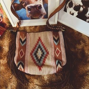 Espuela. Small flaw shown!